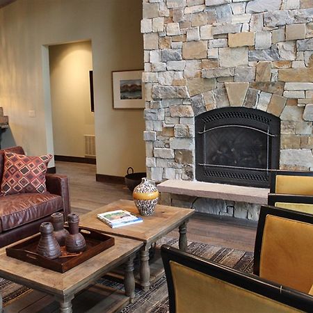 Отель Wilderness Club Rexford Экстерьер фото
