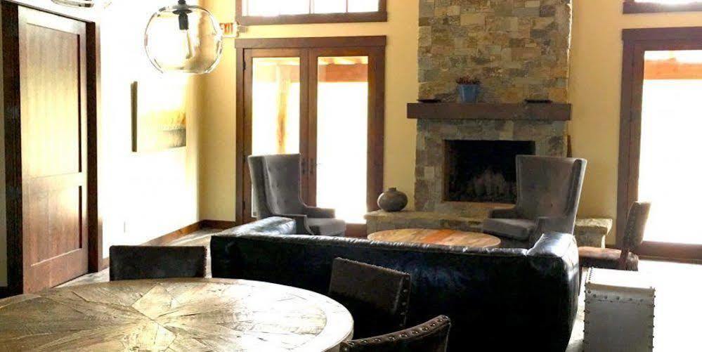 Отель Wilderness Club Rexford Экстерьер фото